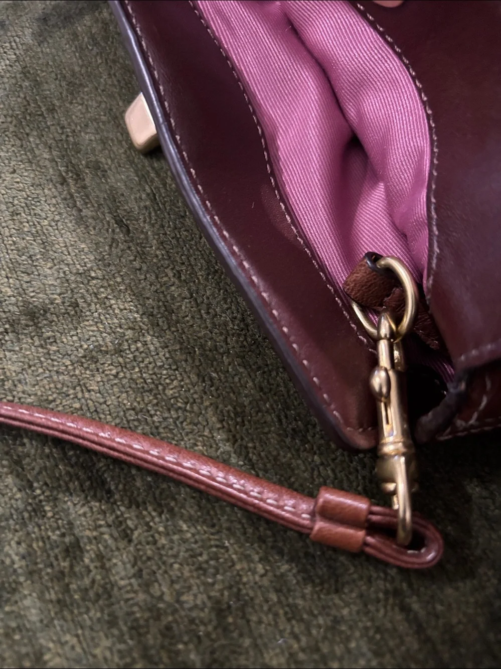 Vintage Y2K Coach Brown Pebbled Leather Turnlock  Pouch / Mini Bag Hand Bag
